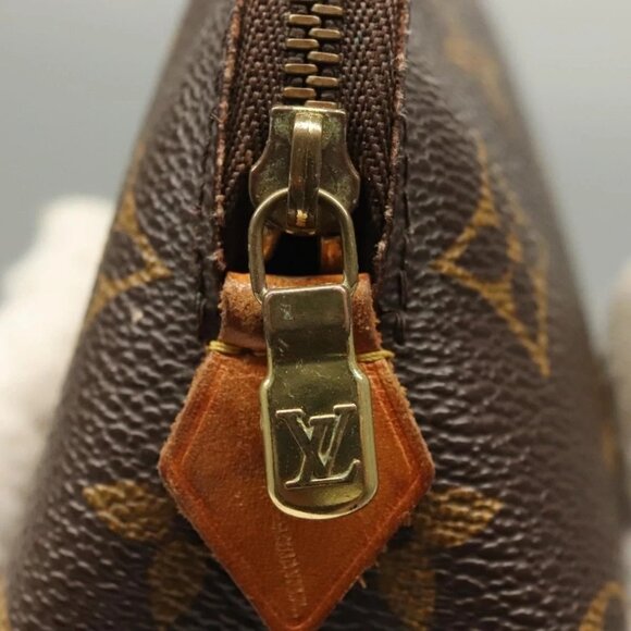 LOUIS VUITTON Monogram Pochette Cosmetic PM Pouch - Picture 10 of 16